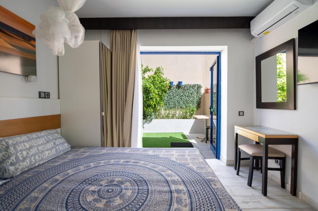 Apartamentos Playa Feliz Плая дел Инглес Екстериор снимка
