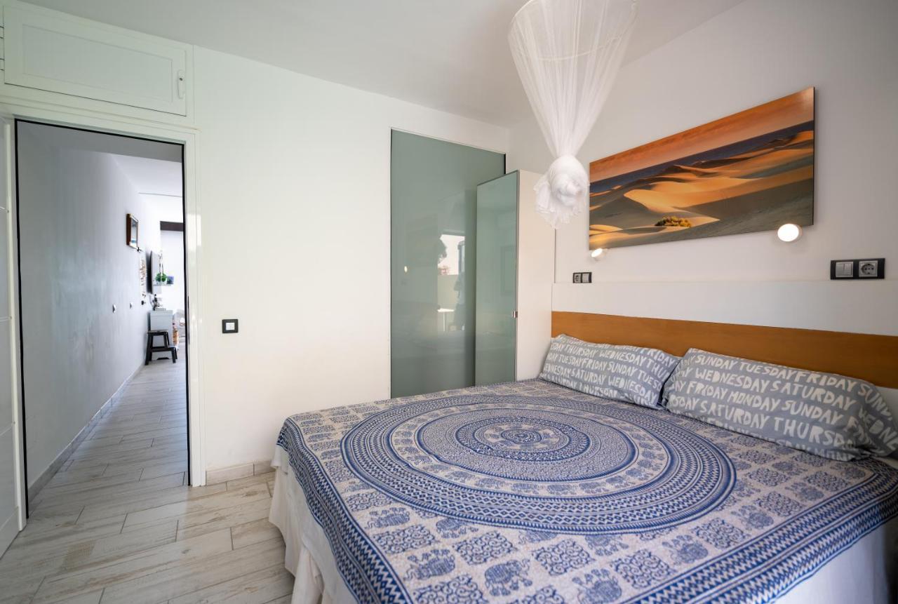 Apartamentos Playa Feliz Плая дел Инглес Екстериор снимка