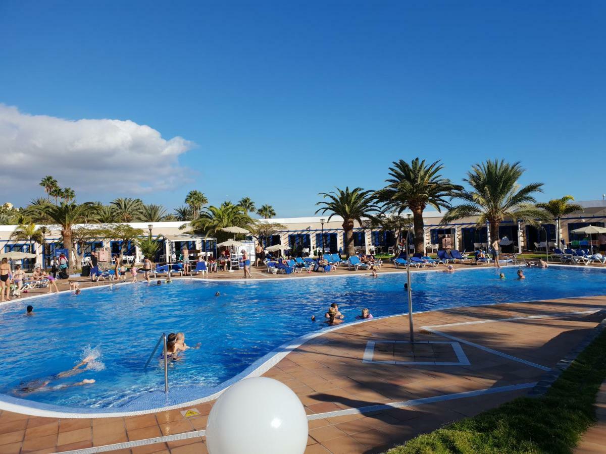 Apartamentos Playa Feliz Плая дел Инглес Екстериор снимка